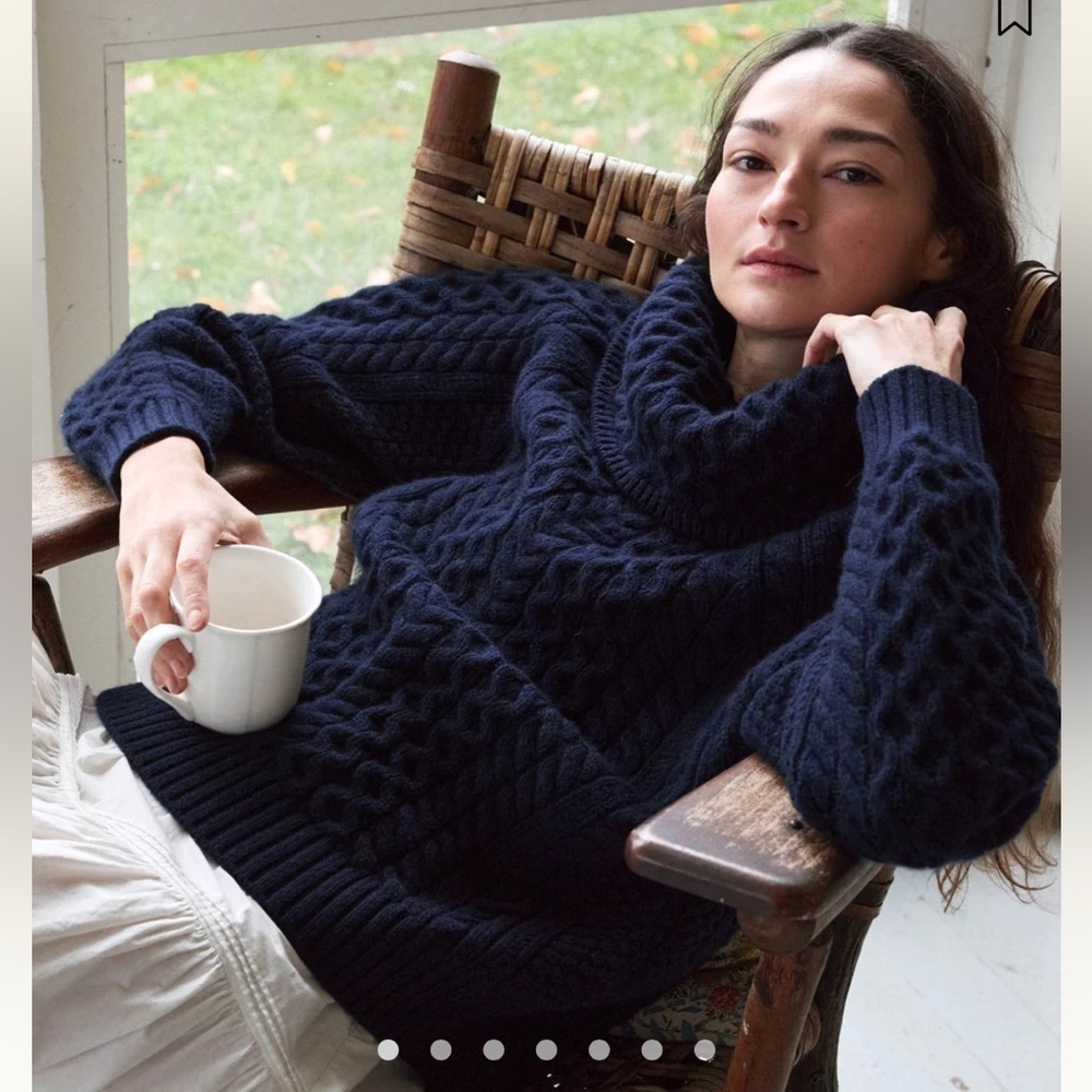 DÔEN Gillian Sweater in Navy